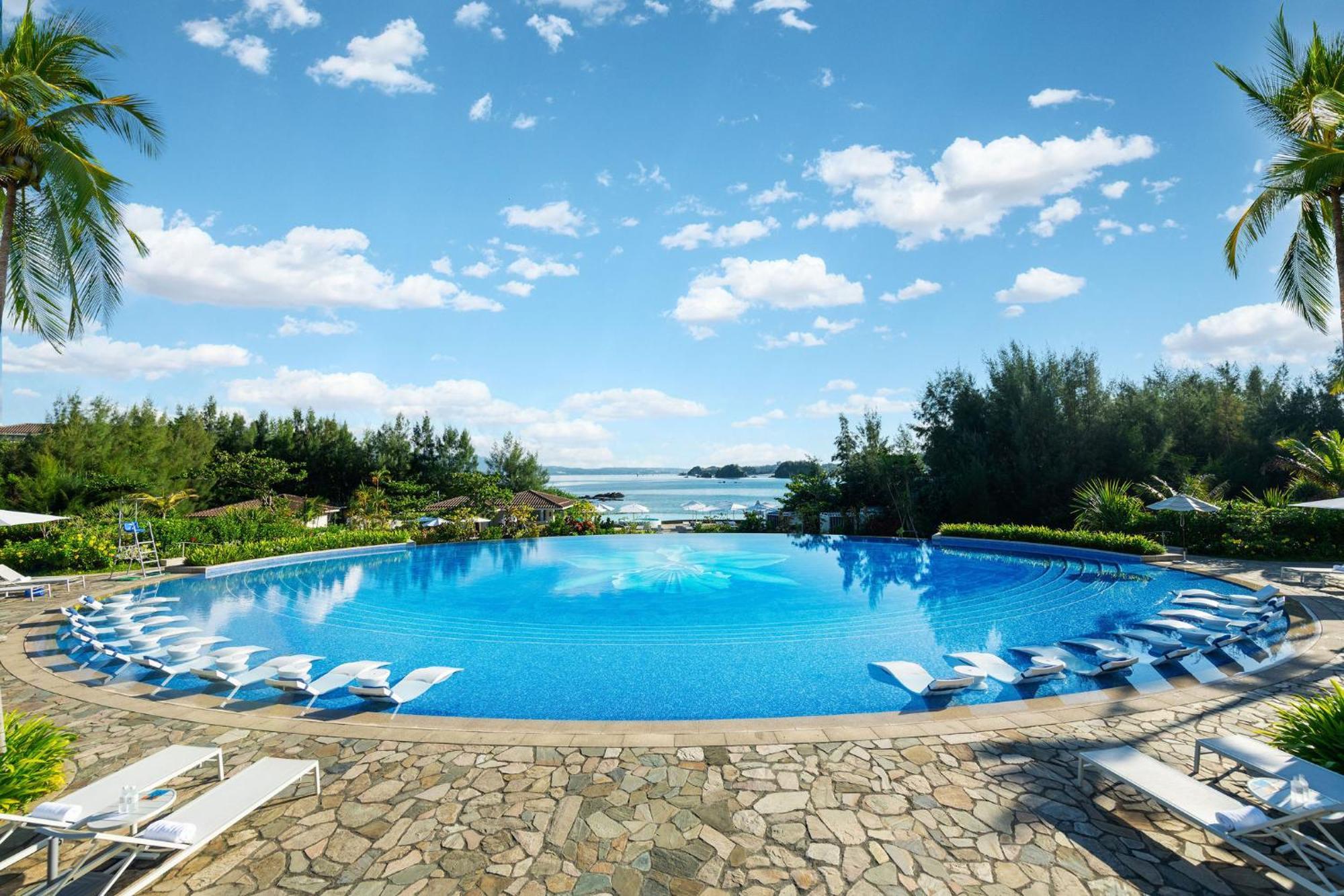 Hotel Halekulani Okinawa Onna Esterno foto