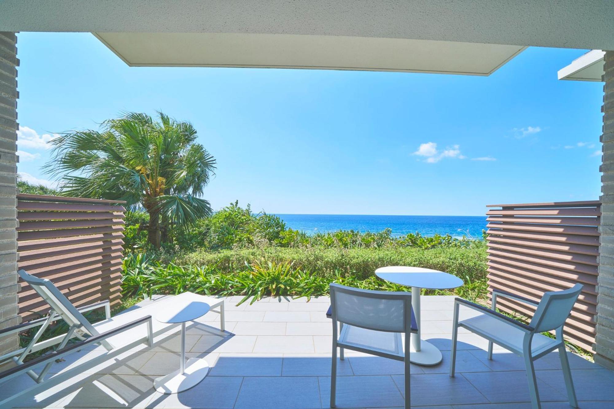 Hotel Halekulani Okinawa Onna Esterno foto