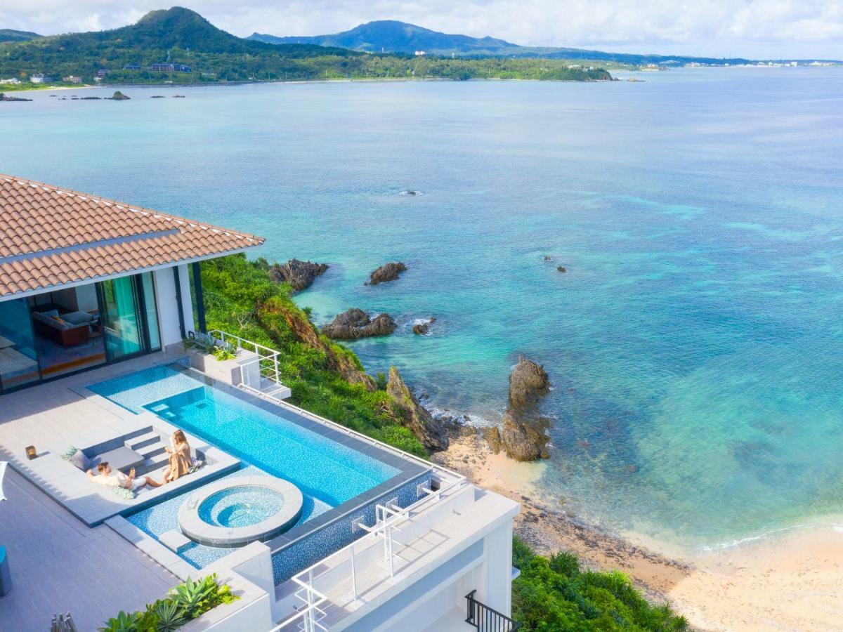 Hotel Halekulani Okinawa Onna Esterno foto